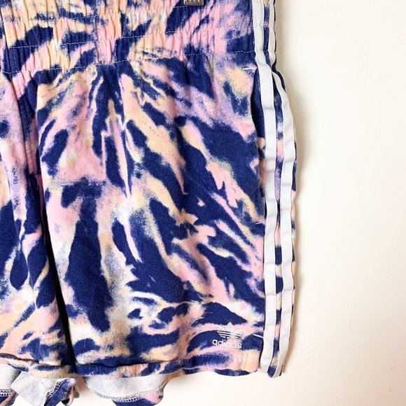 ADIDAS 3 Stripe Shorts Tie Dye XL - Picture 3 of 9